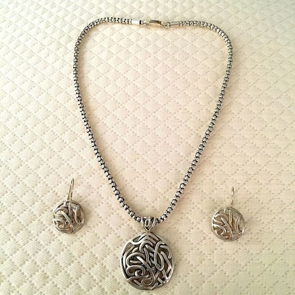 SILPADA Intertwined Circle Oxidized Sterling Silver Knot Pendant S1691 - Picture 4 of 12